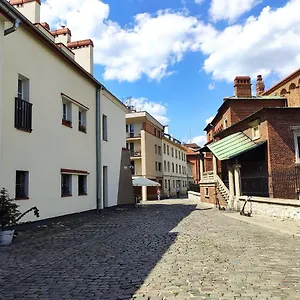 https://krakow-apartment-with-whirlpool.krakowhotelspoland.com
